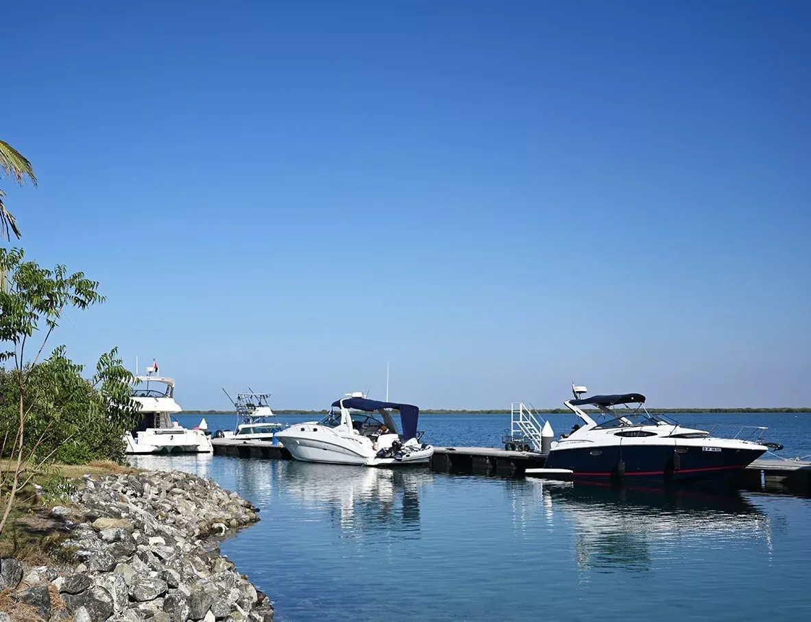 UAQ Marine Club, UAQ